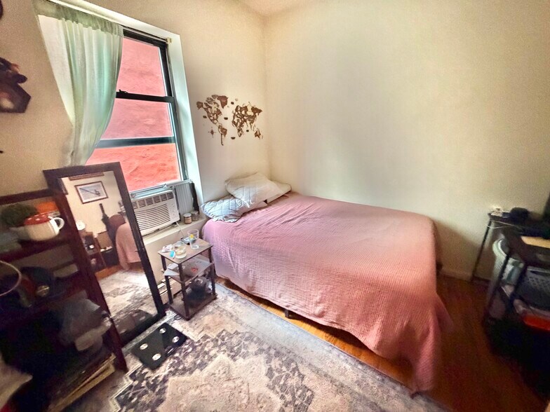 More Photos Of 498 Classon Ave, Brooklyn Apartments For Sale