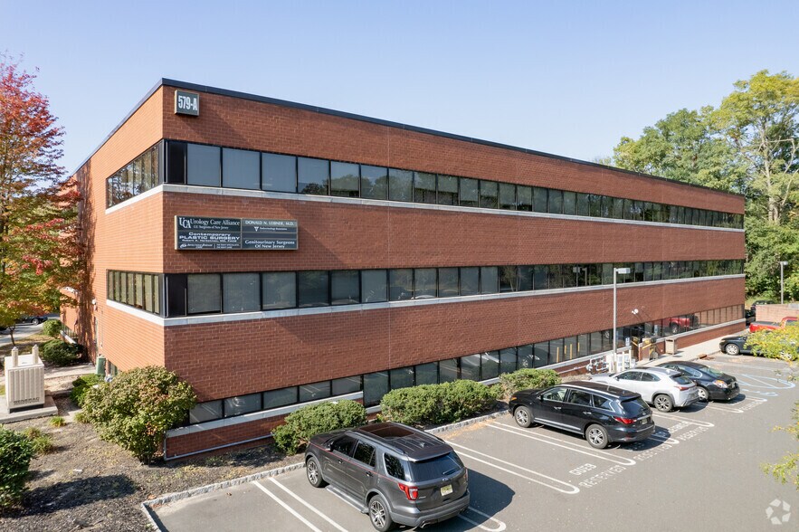 More Photos Of 579A Cranbury Rd, East Brunswick Office For Sale