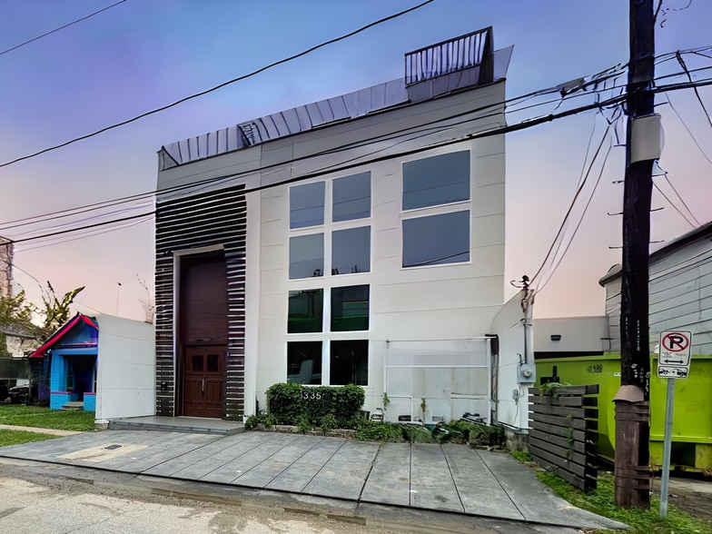 Primary Photo Of 3335 W Lamar St, Houston Office Residential For Lease