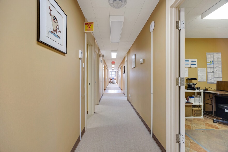 More Photos Of 405 Cedar St, Pleasant Hill Medical For Sale