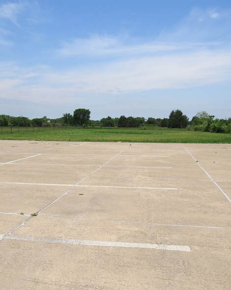 More Photos Of 626 W Main St, Fairfield Lodge Meeting Hall For Lease