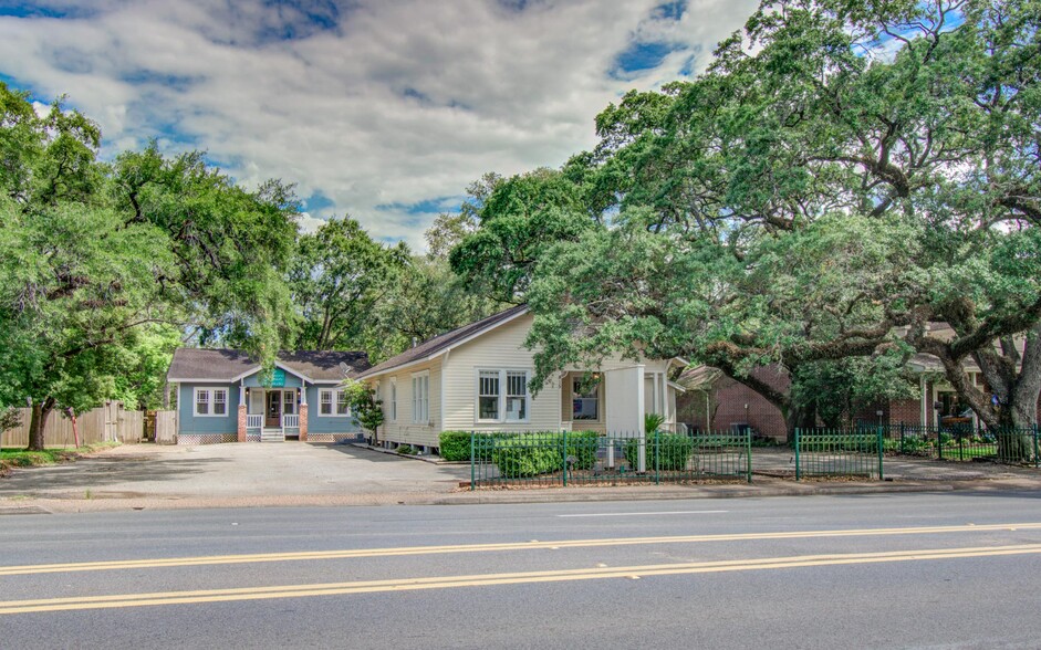 Primary Photo Of , League City Office For Sale
