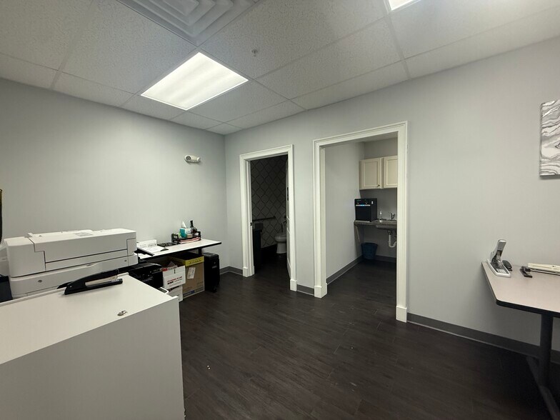 More Photos Of 262-268 Broadway, Saratoga Springs Office Residential For Sale