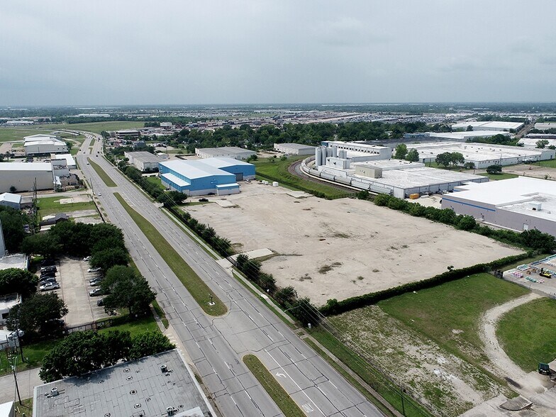 Primary Photo Of 8550 Telephone Rd, Houston Land For Lease