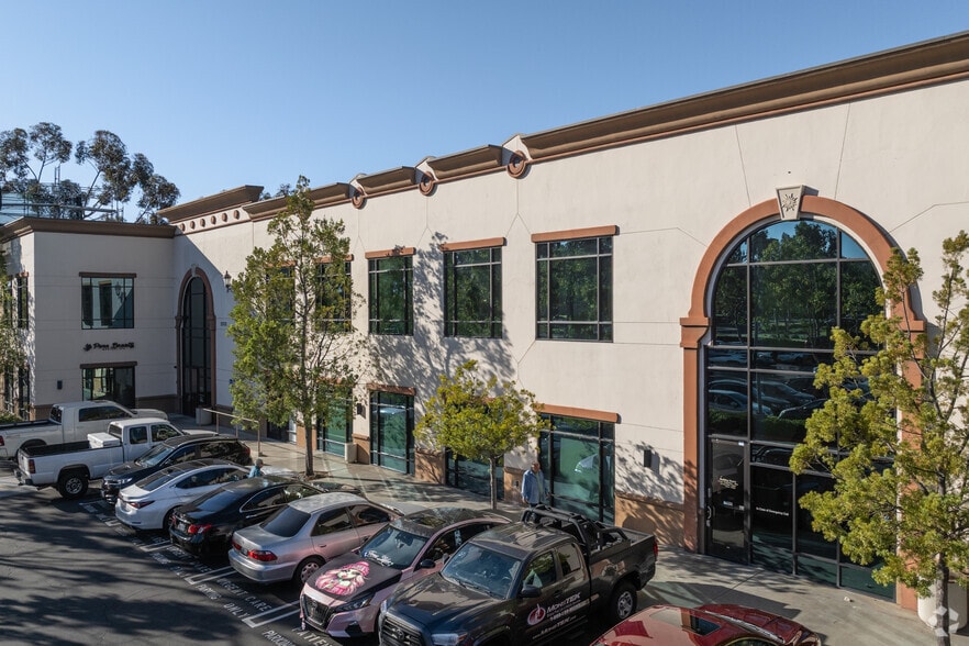 More Photos Of 22032 El Paseo, Rancho Santa Margarita Medical For Lease