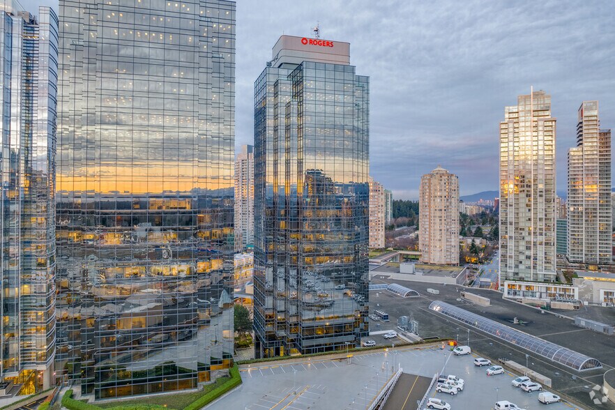 More Photos Of 4710 Kingsway, Burnaby Office For Lease