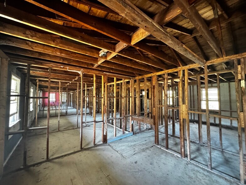 More Photos Of 31255 AL-25 Hwy, Wilsonville Apartments For Sale