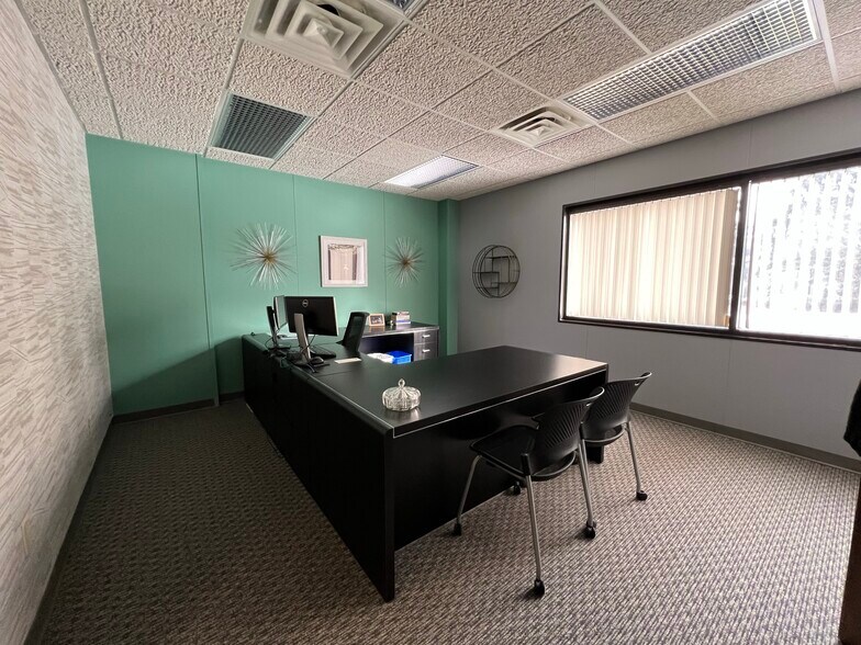 More Photos Of 14 Tri Park Way, Appleton Office For Sale