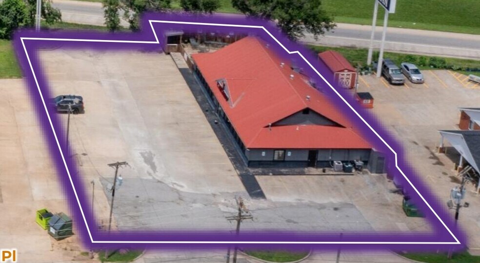More Photos Of 1100 S 48th Pl, Springdale Restaurant For Lease