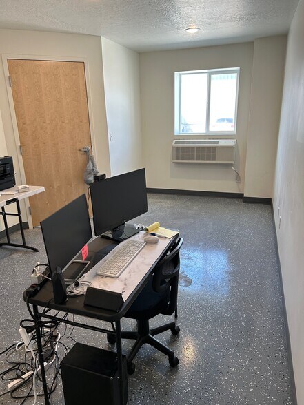 More Photos Of 1900 N 200 E, Spanish Fork Warehouse For Lease