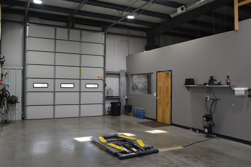 More Photos Of 17894 Virgil H Goode Hwy, Rocky Mount Light Distribution For Lease