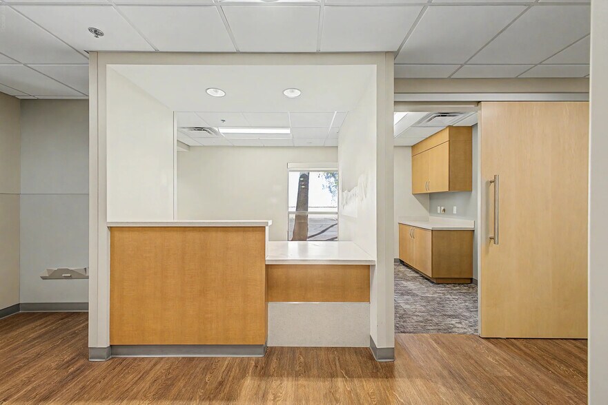 More Photos Of 7534 E 2nd St, Scottsdale Medical For Lease