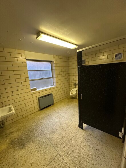 More Photos Of 252 Fordyce St, Pittsburgh Schools For Sale