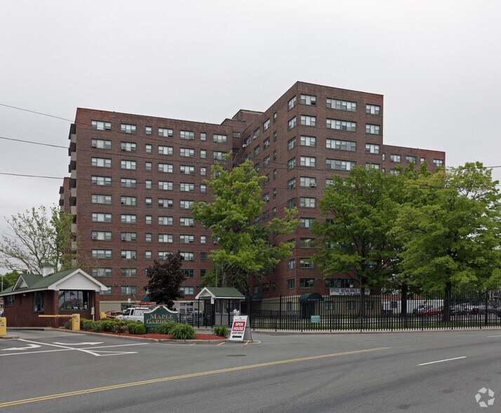 More Photos Of 20 Marshall St, Irvington Apartments For Lease