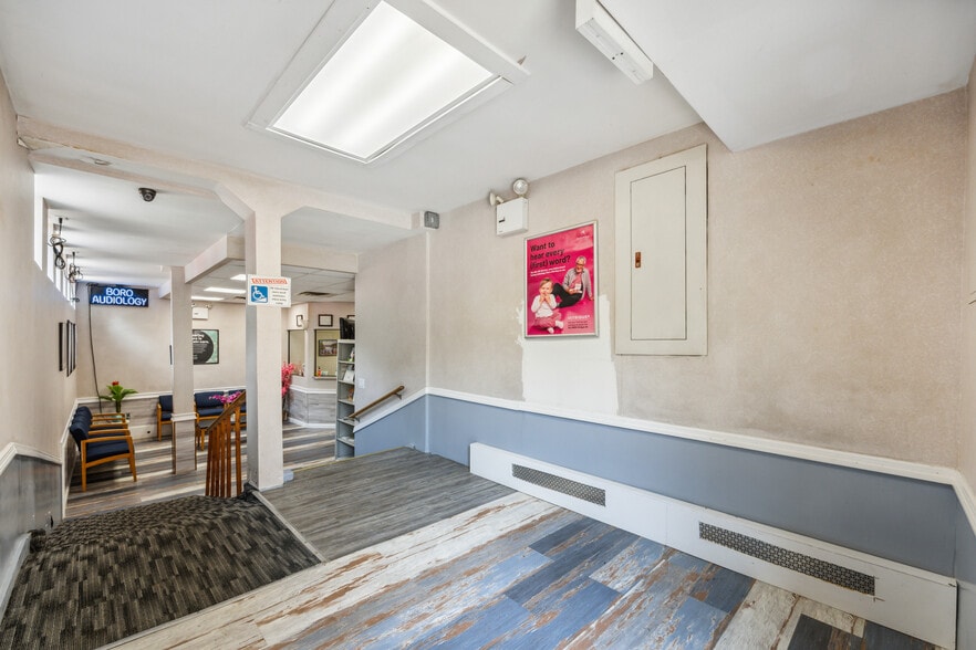 More Photos Of 207 Prospect Park SW, Brooklyn Apartments For Lease