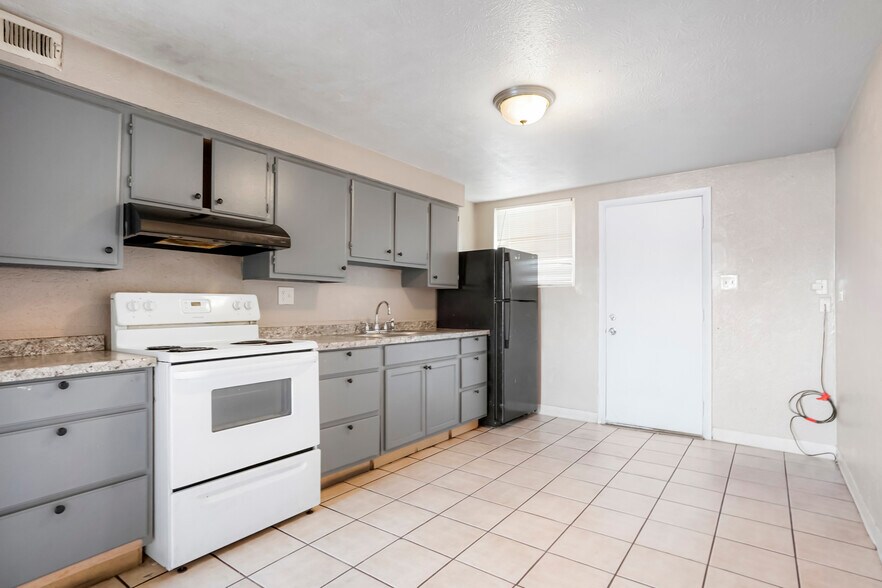 More Photos Of 3076 W 71st Way, Westminster Apartments For Sale