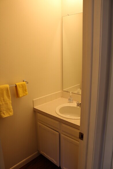 More Photos Of 333 23rd Ave, Longmont Apartments For Sale