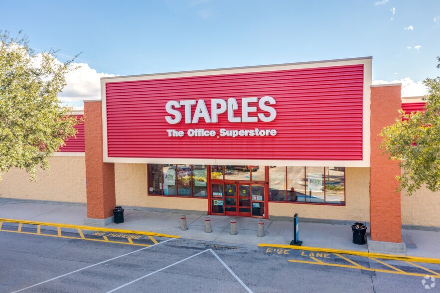 More Photos Of 4215-4279 W Lake Mary Blvd, Lake Mary General Retail For Lease