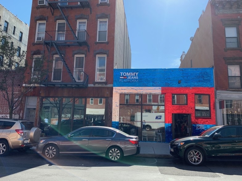 More Photos Of 148 Grand St, Brooklyn Restaurant For Lease