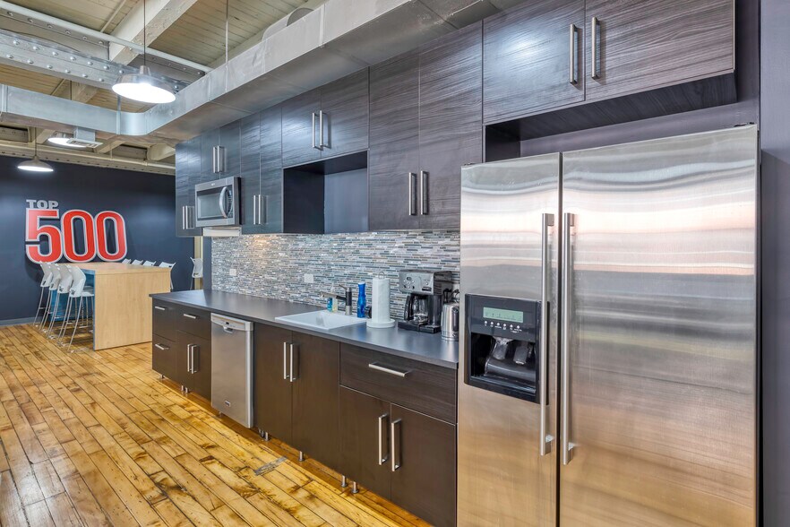 More Photos Of 223 W Erie St, Chicago Loft Creative Space For Sale