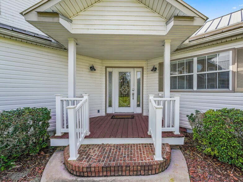 More Photos Of 12730 E Highway 25, Ocklawaha Specialty For Sale