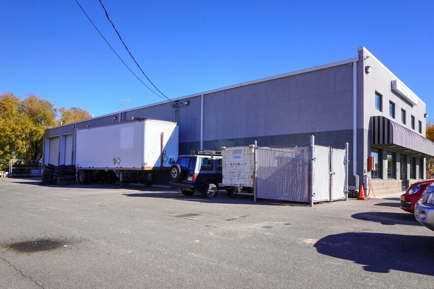 More Photos Of 221 Highway 6 and 50, Fruita Auto Repair For Lease