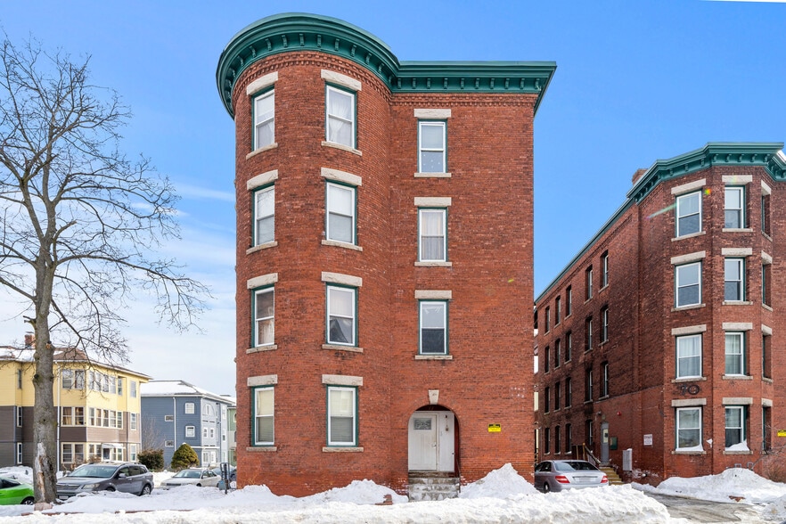 More Photos Of 70-72 Russell Street, Worcester Apartments For Sale