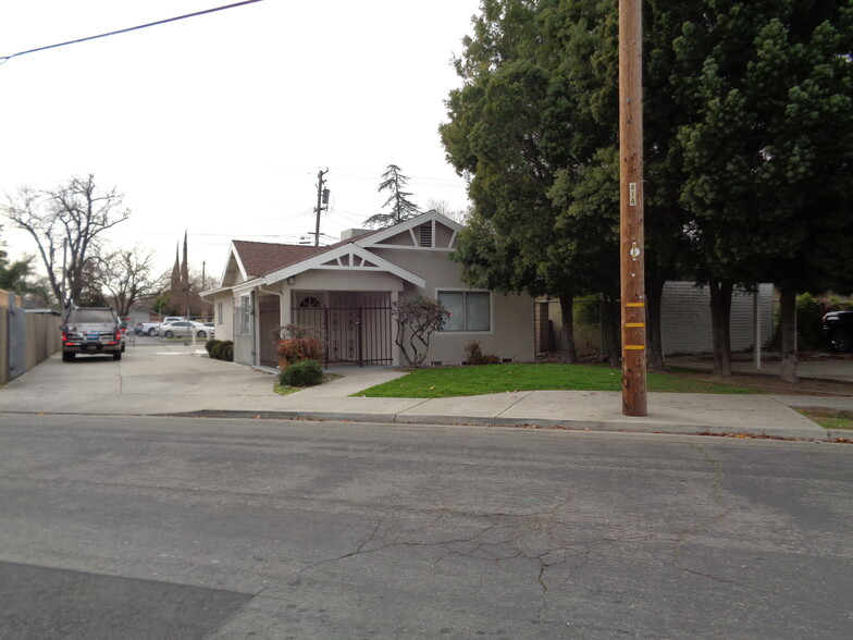 Primary Photo Of 337 Burney St, Modesto Loft Creative Space For Lease