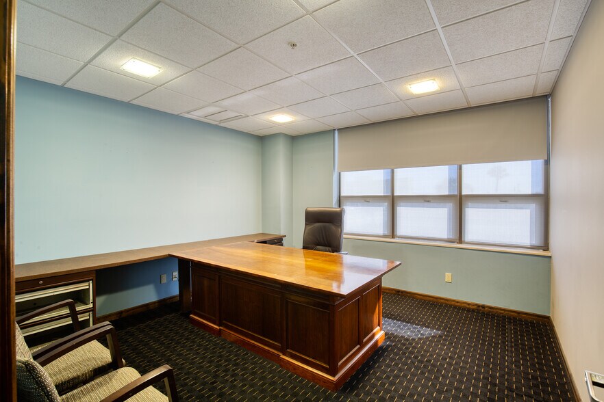 More Photos Of 140 S Atlantic Ave, Ormond Beach Office For Lease
