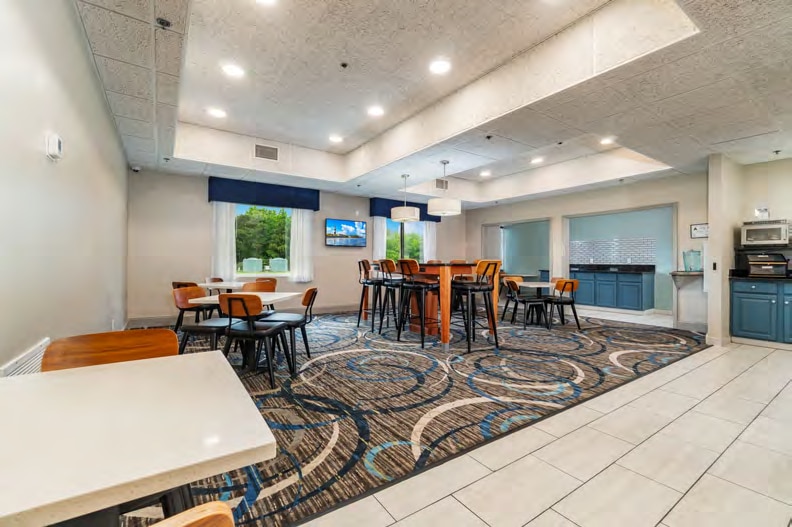 More Photos Of 801 Cedar Point Blvd, Cedar Point Hotel For Sale