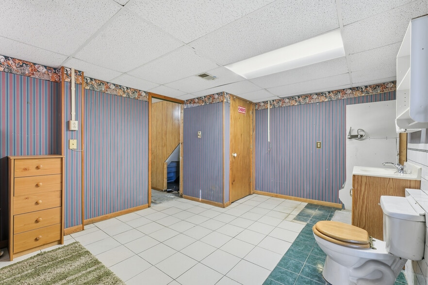 More Photos Of 12703 N Robinhood Ln, Kansas City Land For Sale