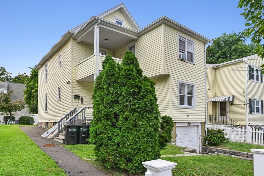 Primary Photo Of 32 Josephine Evaristo Ave, Greenwich Multifamily For Sale