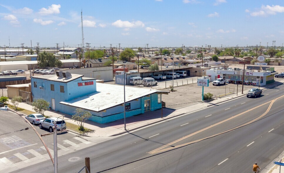 More Photos Of 497 S 4th St, El Centro General Retail For Sale