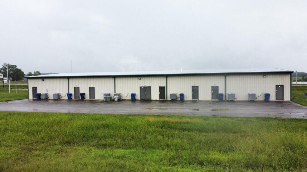 More Photos Of 1591 N Highway 63, Houston General Retail For Sale