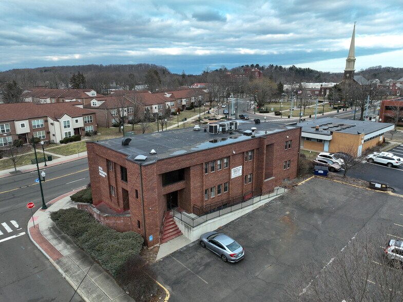 More Photos Of 310 Main St, East Haven Office Residential For Lease
