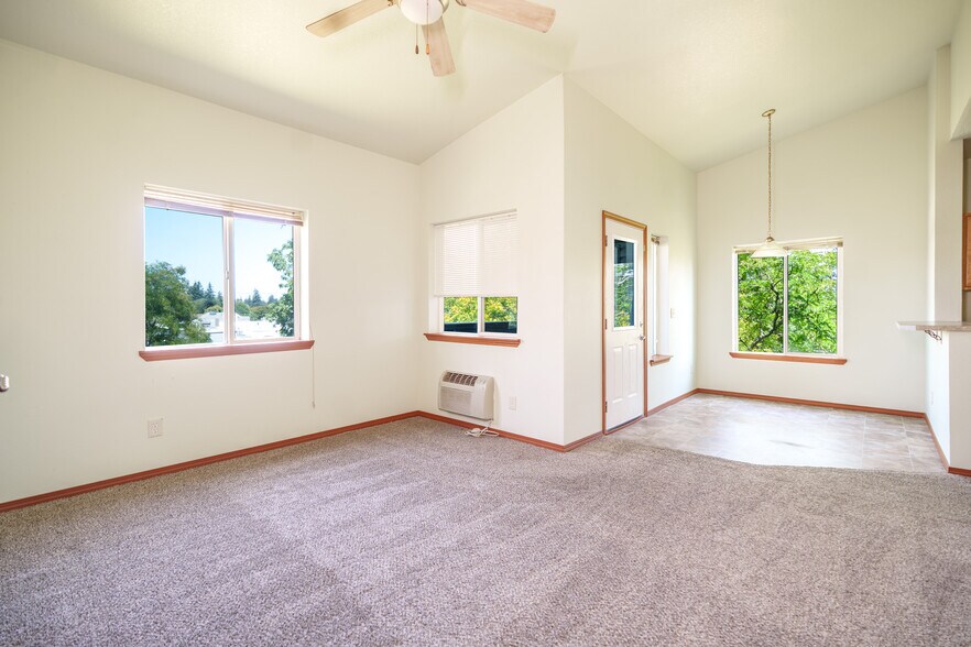 More Photos Of 12231 SE Bush St, Portland Apartments For Sale