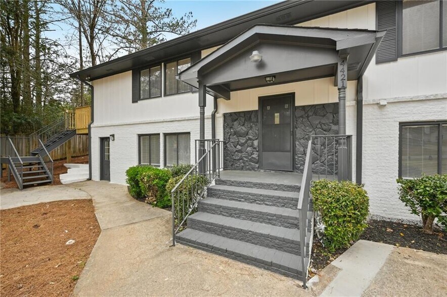 More Photos Of 4421 Lee Rd, Snellville Apartments For Sale