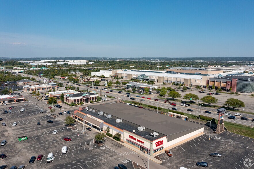 More Photos Of 11711 Princeton Pike, Cincinnati Unknown For Lease