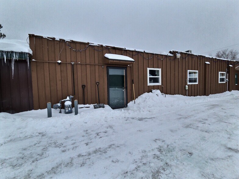 More Photos Of 4187 Highway B, Land O Lakes General Retail For Sale