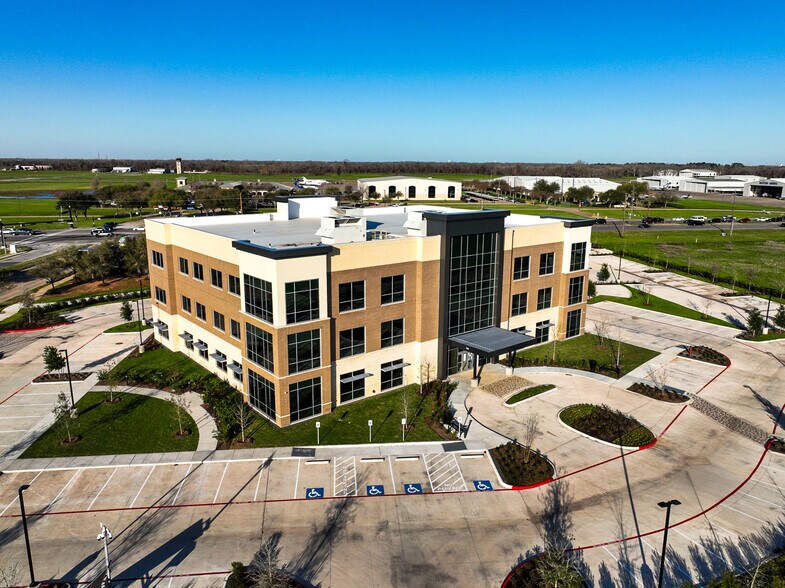 More Photos Of 1120 Imperial Blvd, Sugar Land Medical For Lease