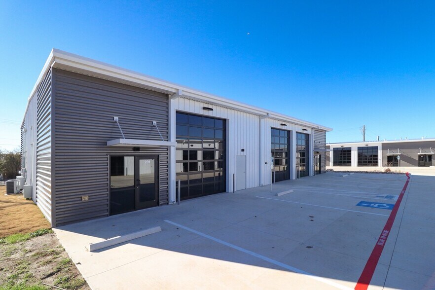 More Photos Of 181 Market, Georgetown Unknown For Lease