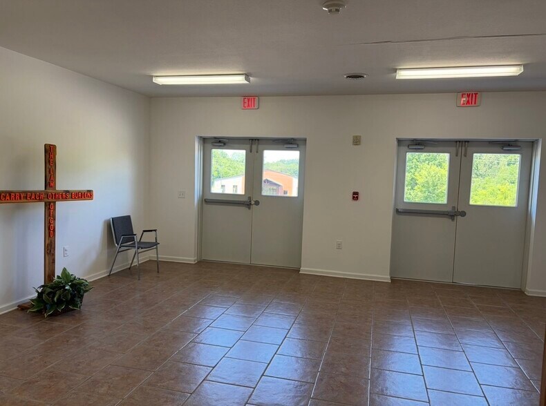 More Photos Of 5554 Sevierville Rd, Seymour Religious Facility For Sale