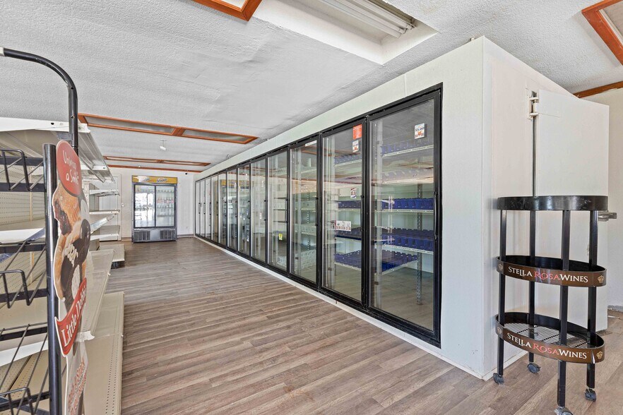 More Photos Of 30025 Yosemite Blvd, La Grange General Retail For Sale