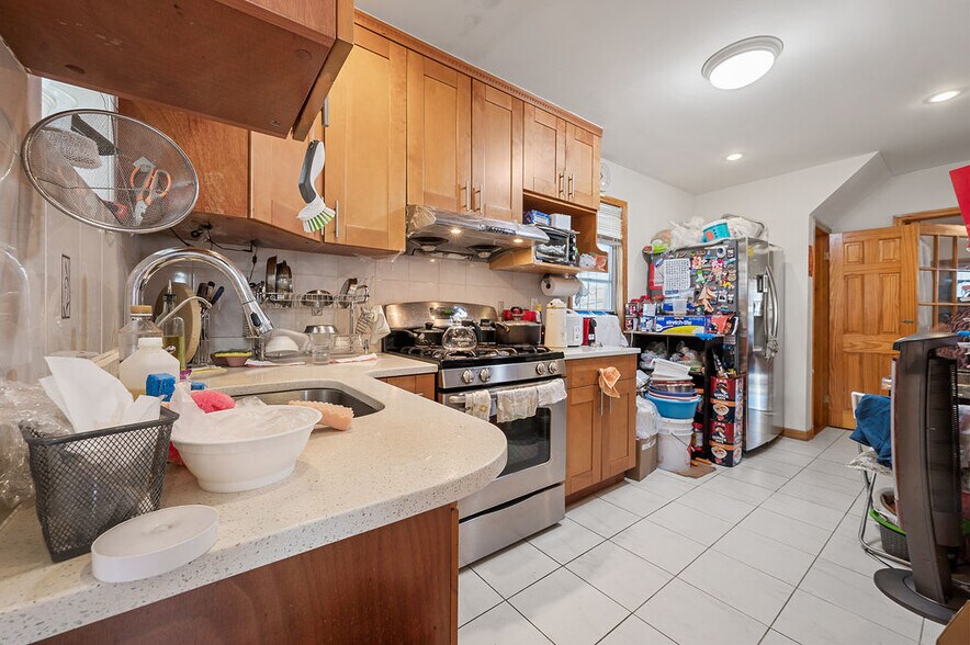 More Photos Of 1817 63rd St, Brooklyn Apartments For Sale