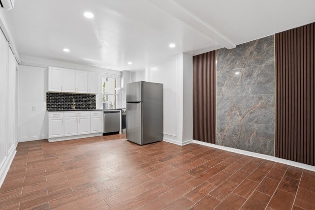 More Photos Of 250 E Girard Ave, Philadelphia Apartments For Sale