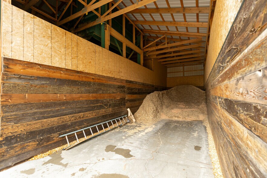 More Photos Of 2870 Gold Creek Rd, Gold Creek Industrial For Sale