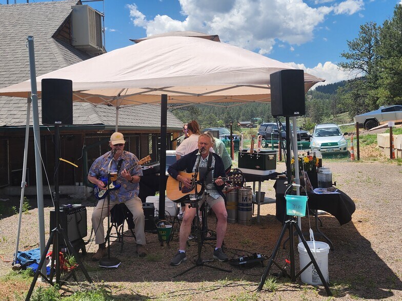 More Photos Of 16940 Pine Valley Rd, Pine Restaurant For Sale