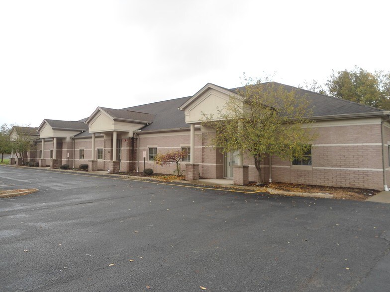 More Photos Of 5401 Ashley Cir, Youngstown Medical For Lease