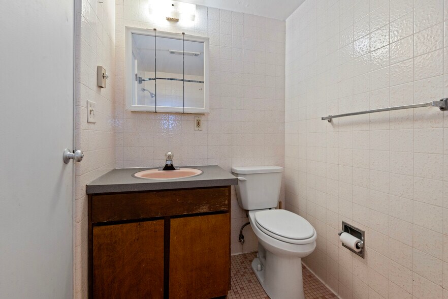 More Photos Of 165 SE Buff St, Madras Apartments For Sale