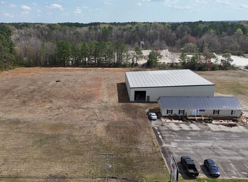 More Photos Of 2421 N Wesleyan Blvd, Rocky Mount Warehouse For Lease